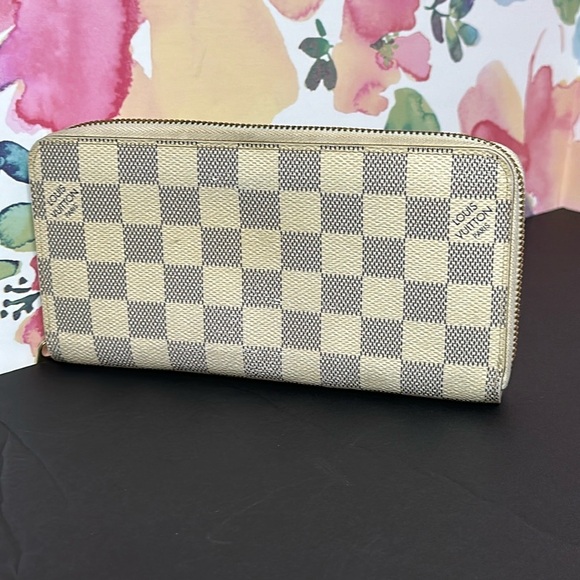 💯Authentic Louis Vuitton Azur  Zipped Wallet🍀 - Picture 1 of 15